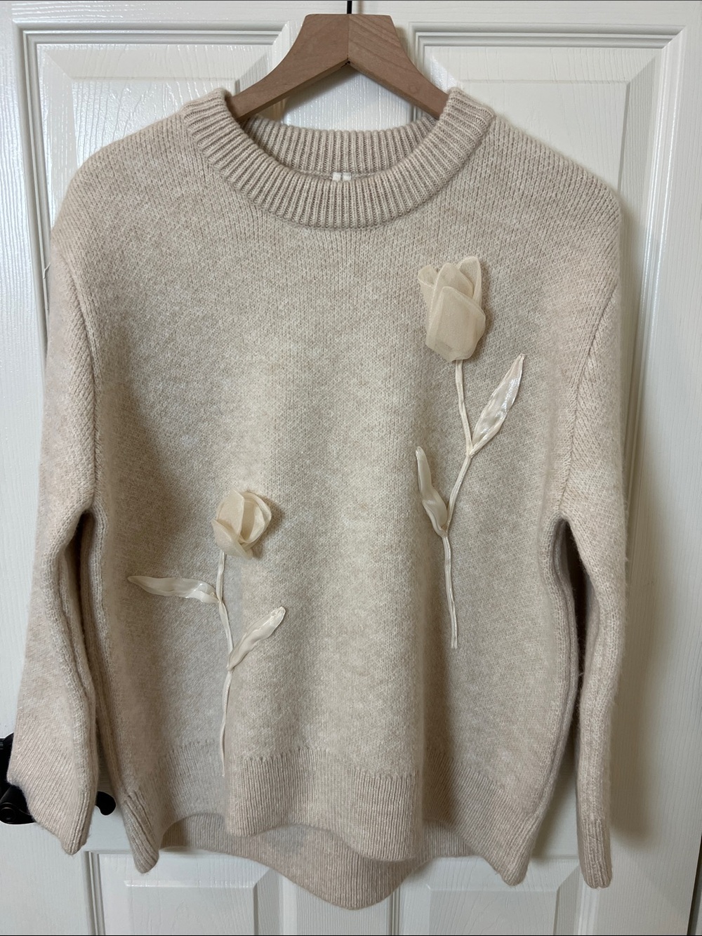 Anthropologie Sweater Antique Ivory Cream Floral Appliqué Crewneck 3D